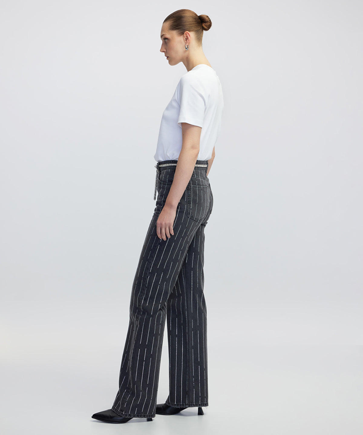 Zoomed Embellished Wide-Leg Jeans