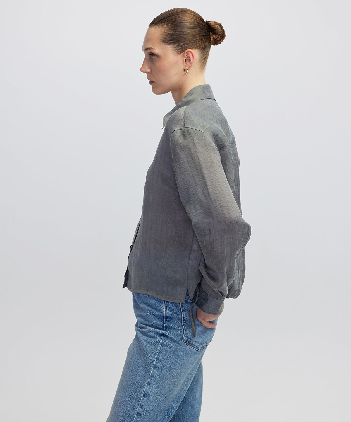 Adjustable Back Hem Shirt