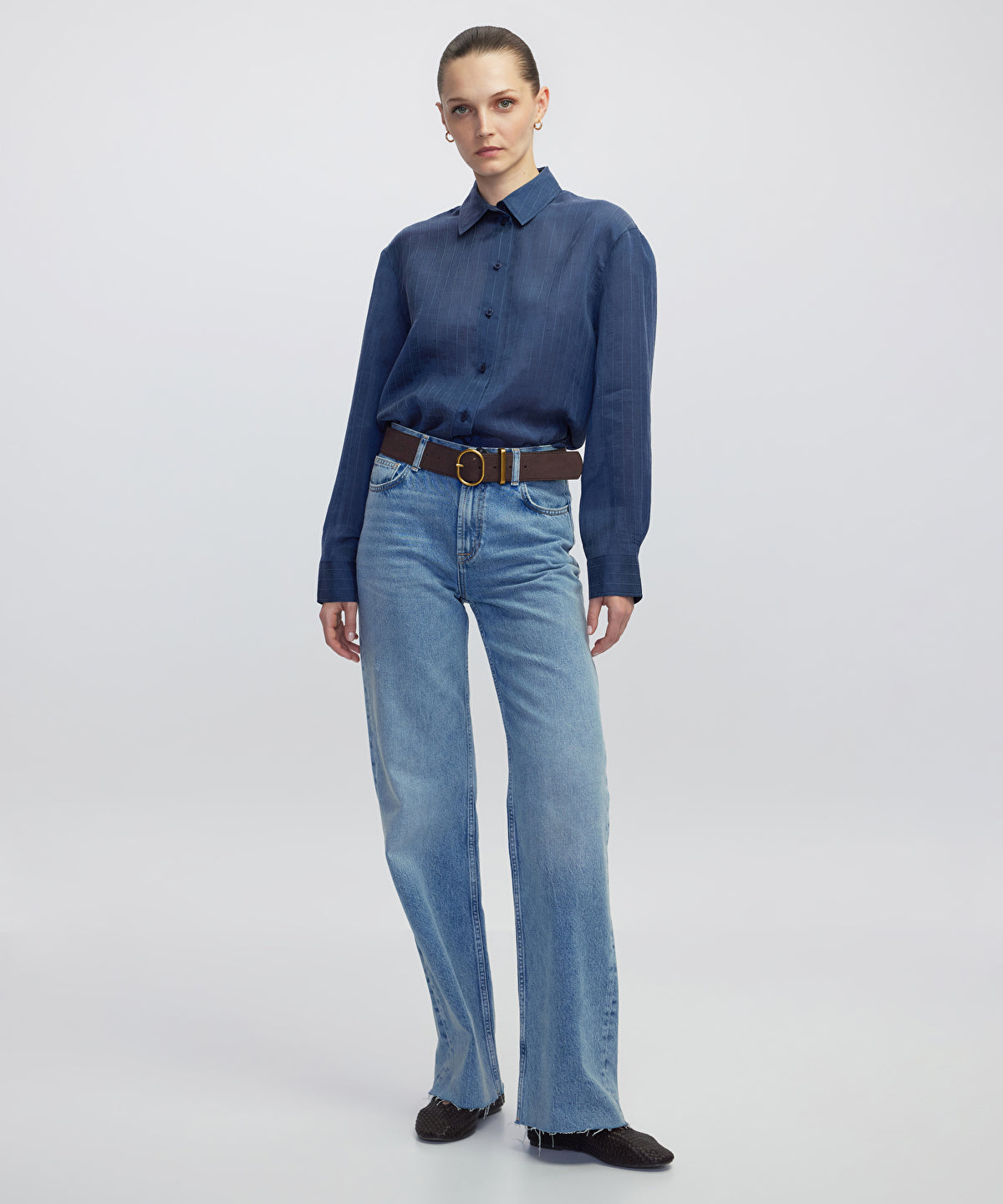 Adjustable Back Hem Shirt