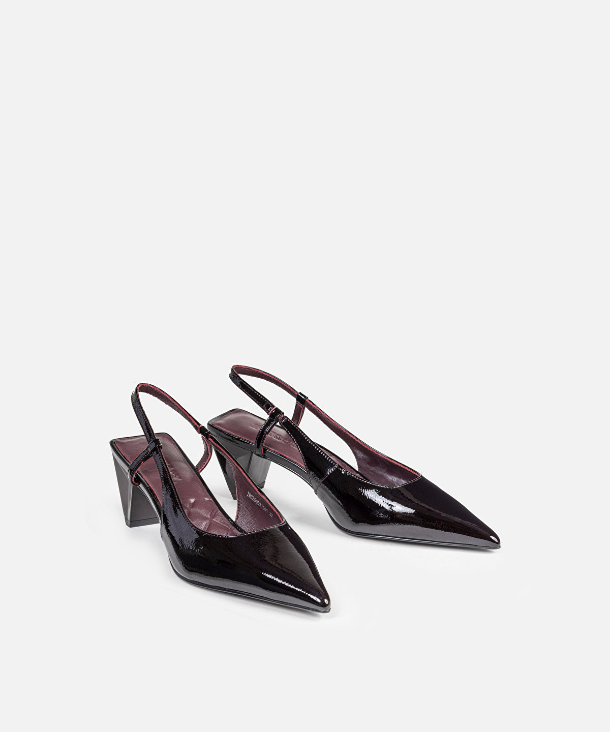 Zoomed Leather Shoes with Geometric Heels