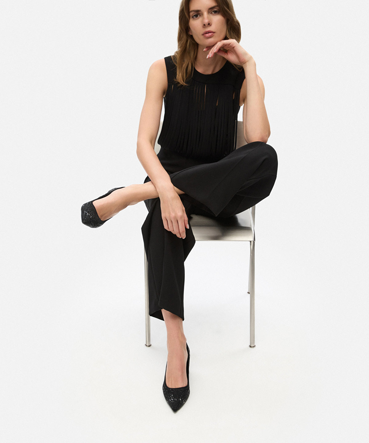 Zoomed HIGH-HEELS