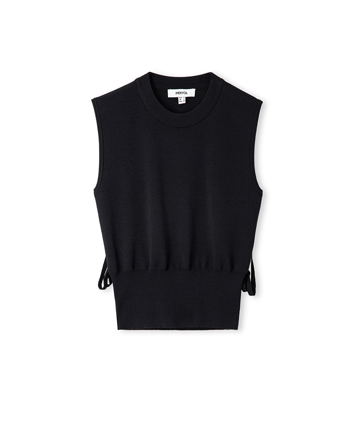 Zoomed KNITWEAR