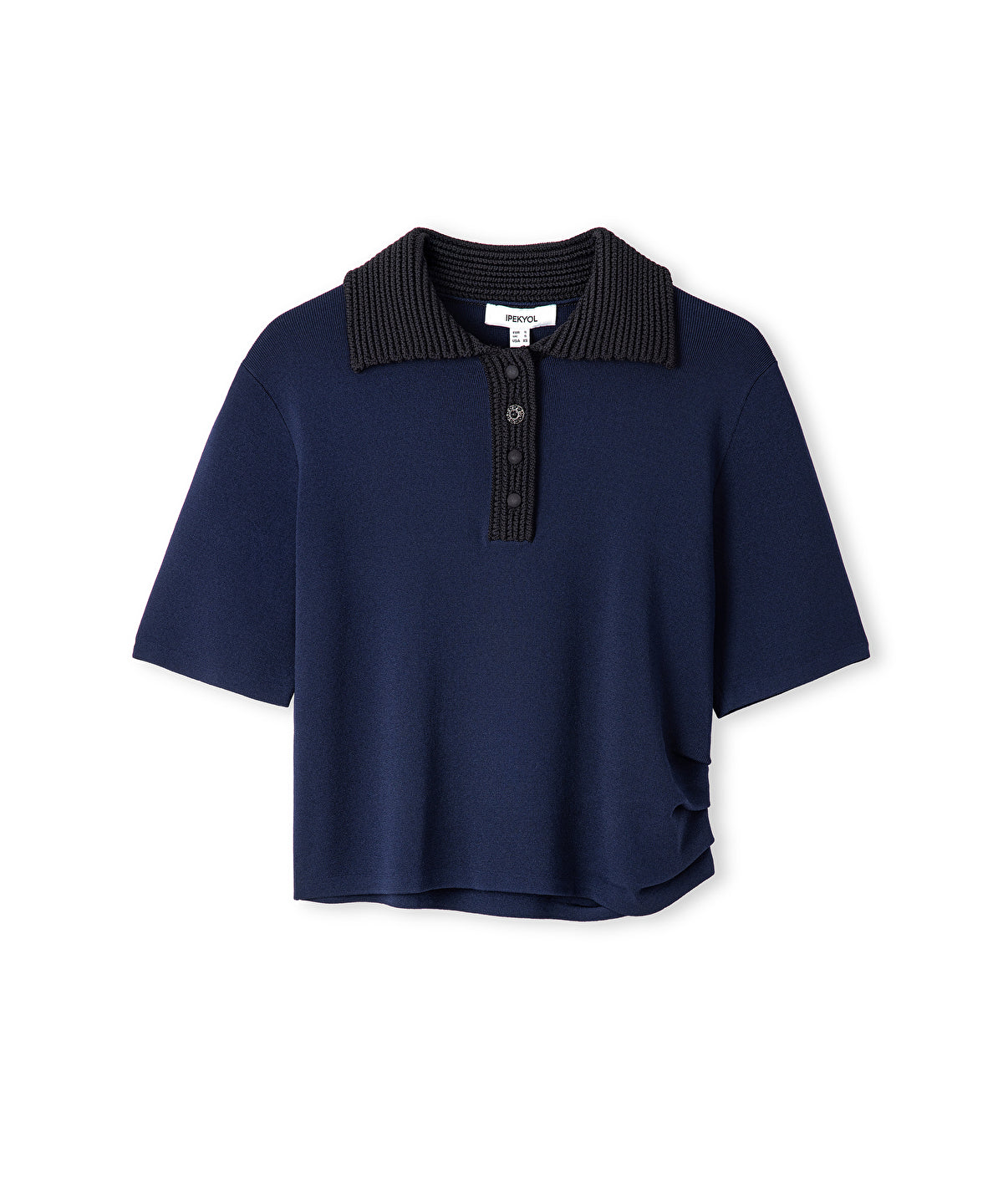 Zoomed KNITWEAR