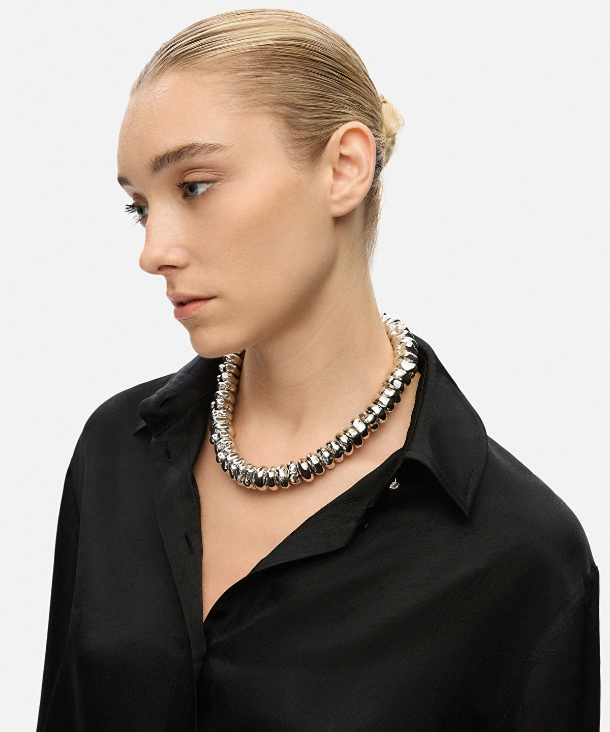 Zoomed NECKLACE