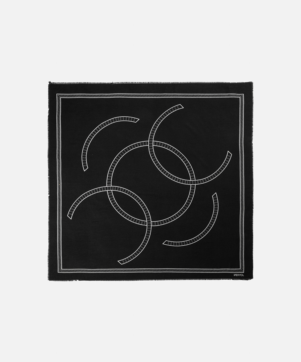 Zoomed Printed Scarf