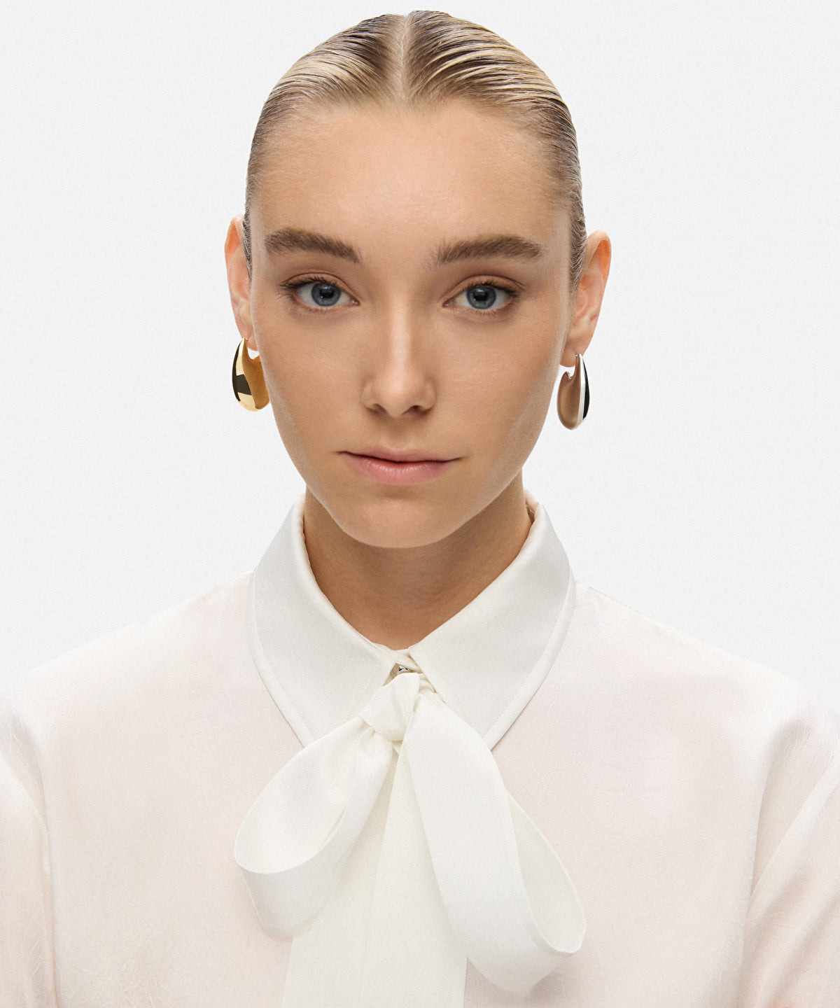 Zoomed EARRINGS