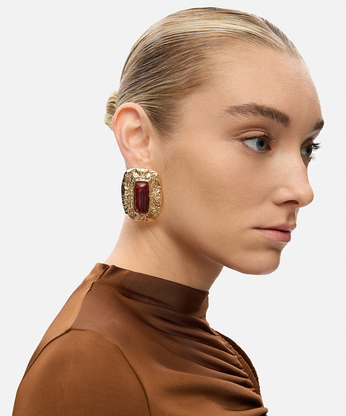 Zoomed EARRINGS