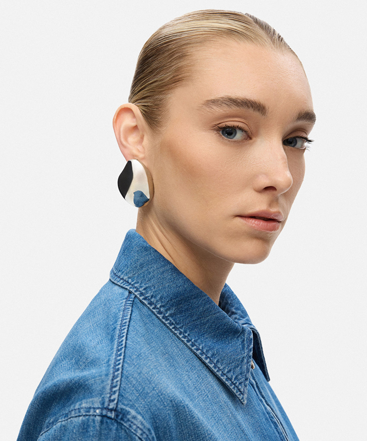 Zoomed EARRINGS