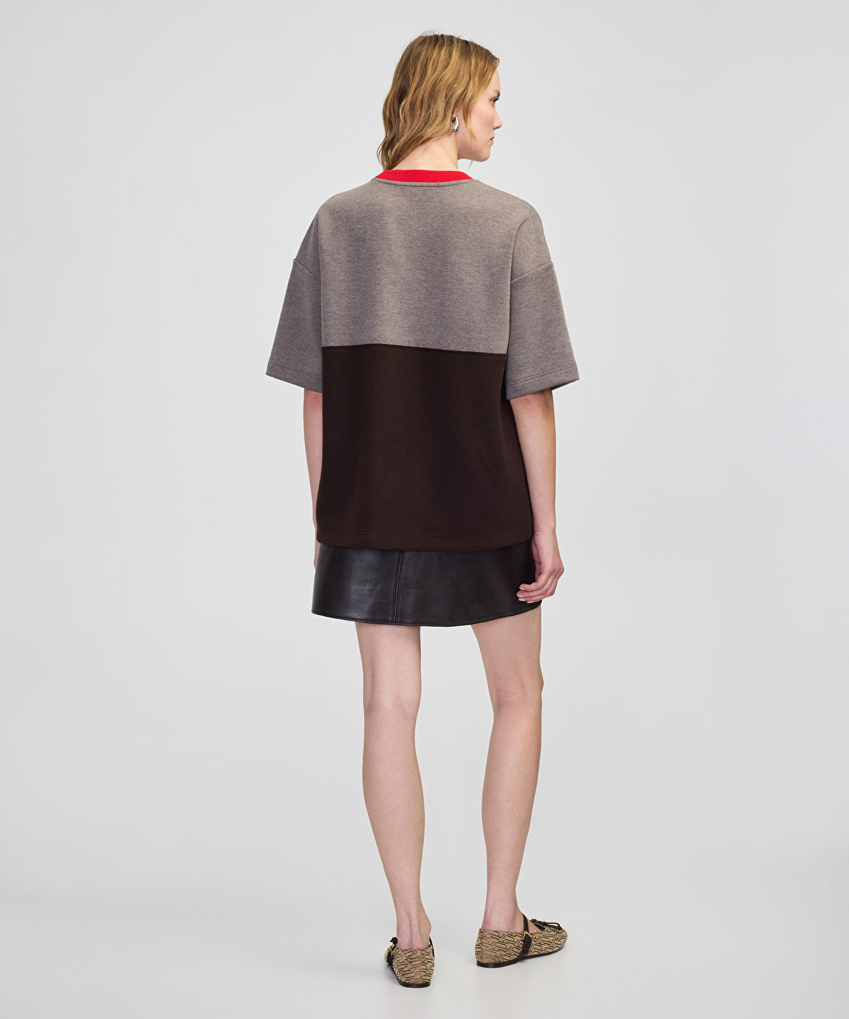 Contrast Collar Color-Block Sweatshirt