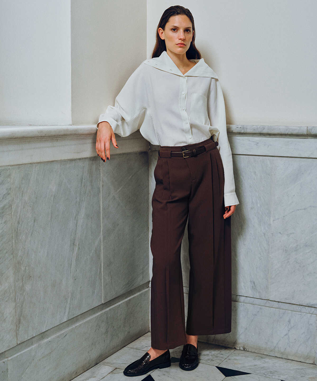 Barrel-Fit Belted Trousers
