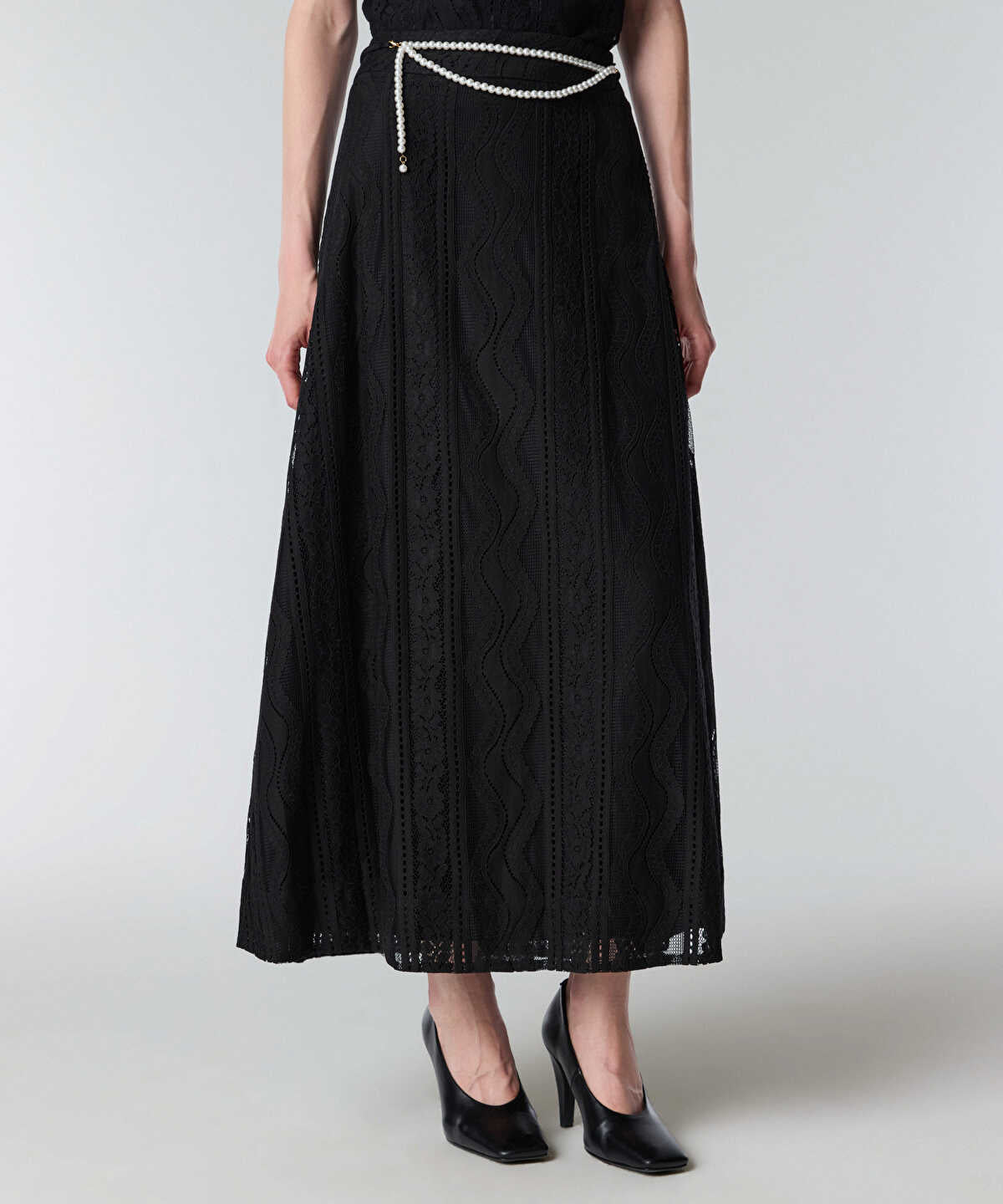 Faux Pearl Belted Textured Skirt