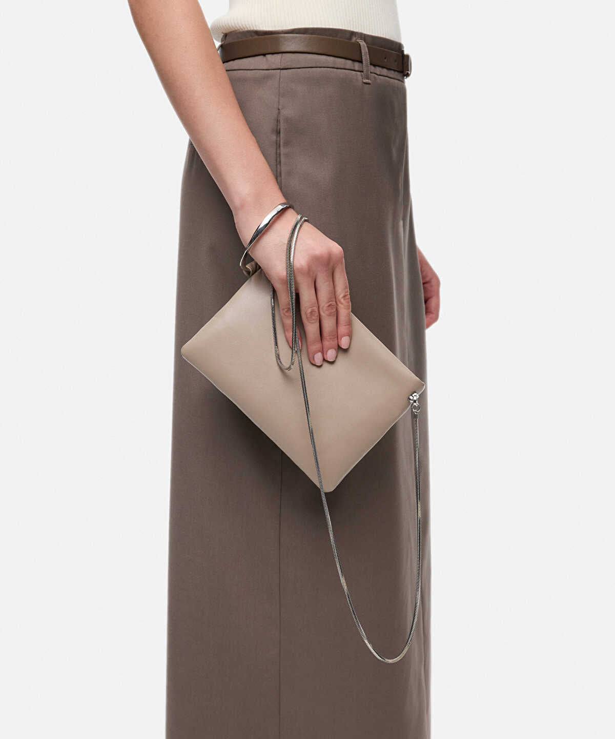 Chain Strap Clutch with Metal Hoop