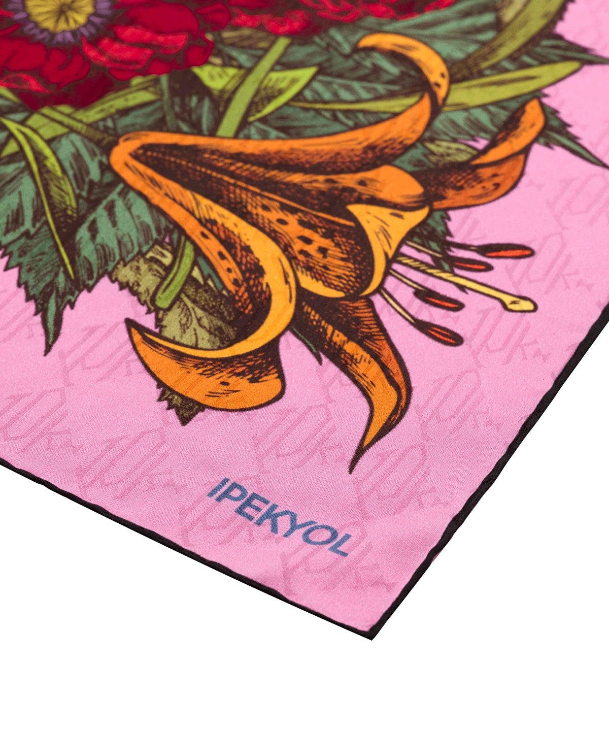 Zoomed 100% Silk Scarf 90X90 Cm