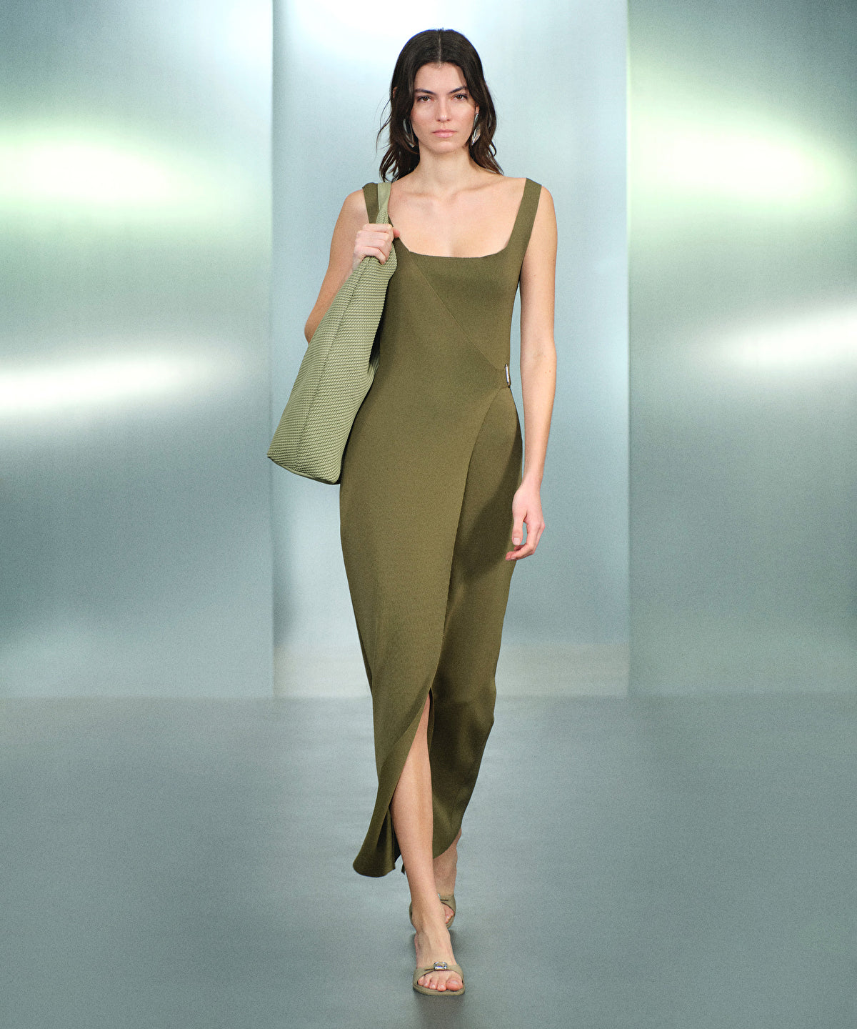 Zoomed Anvelop Knit Dress