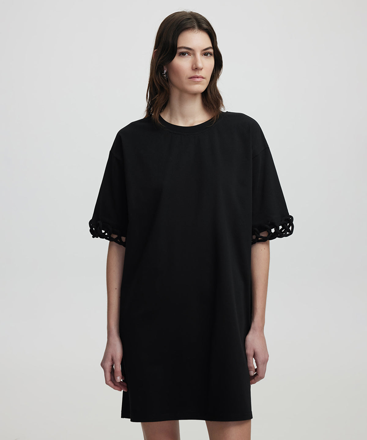 Zoomed Dress With Applique