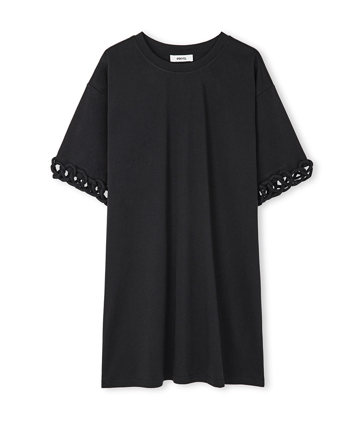 Zoomed Dress With Applique