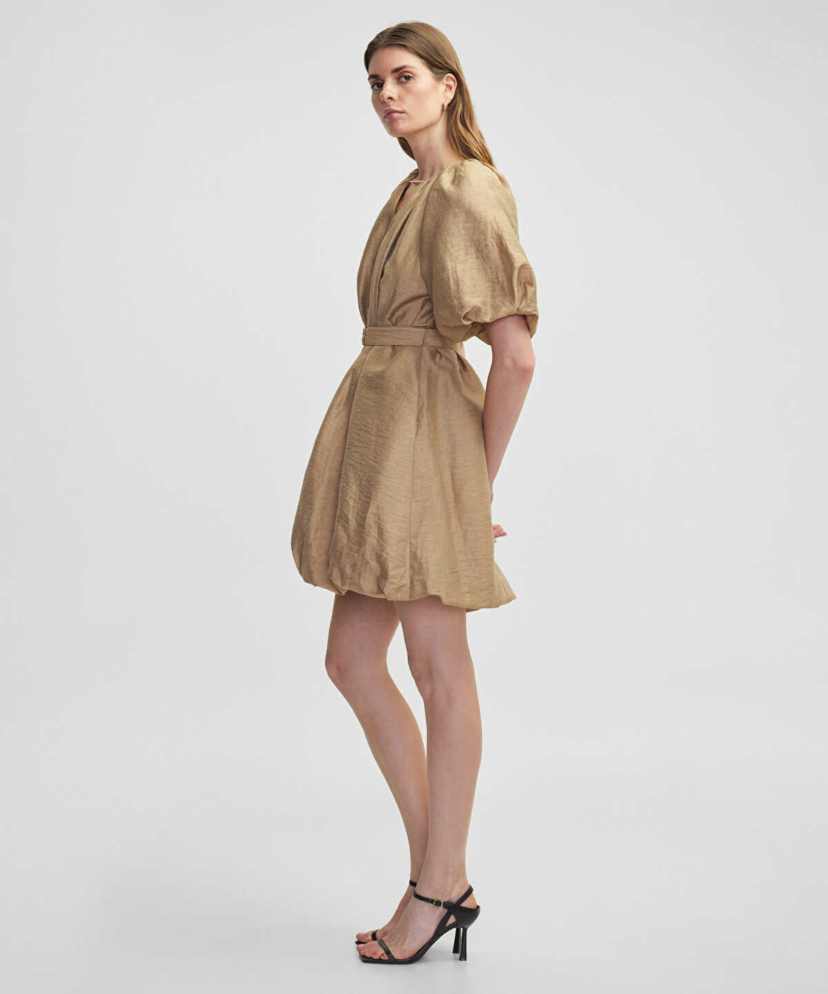 Puff Sleeve Dress With Chain
