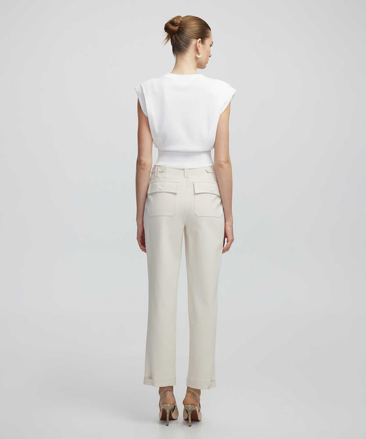 Trousers With Wide Pockets