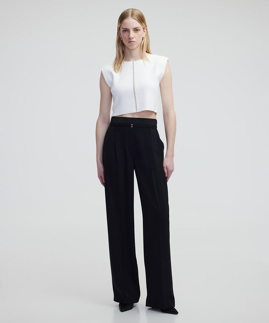 Trousers With Minimal Buckle