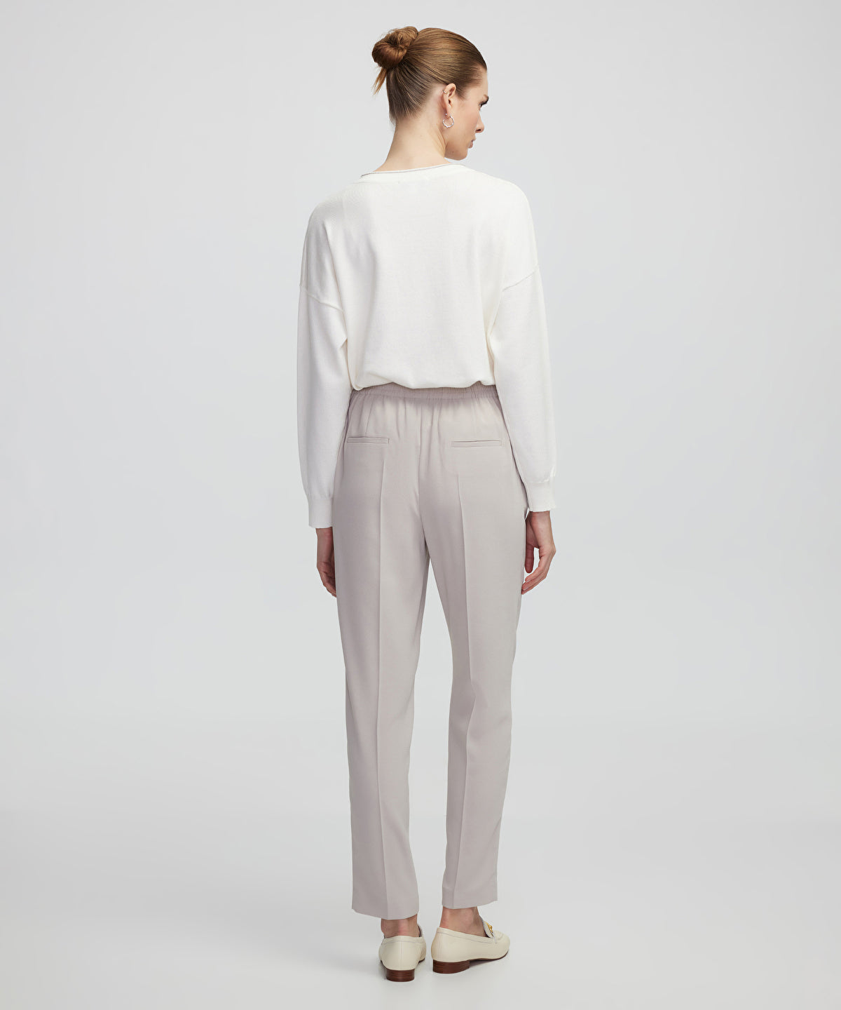 Zoomed Carrot Fit Trousers