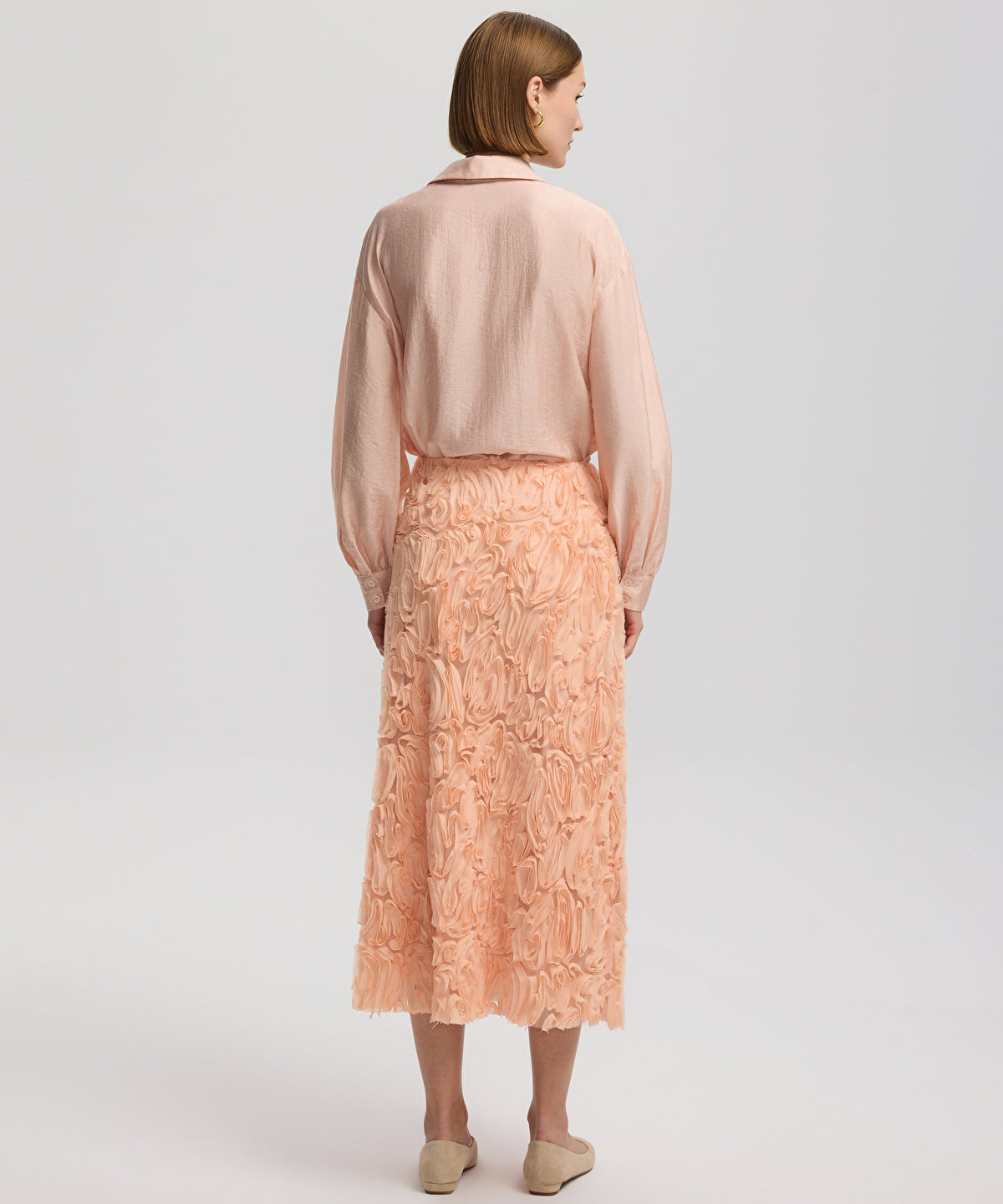 Zoomed Textured Midi Skirt