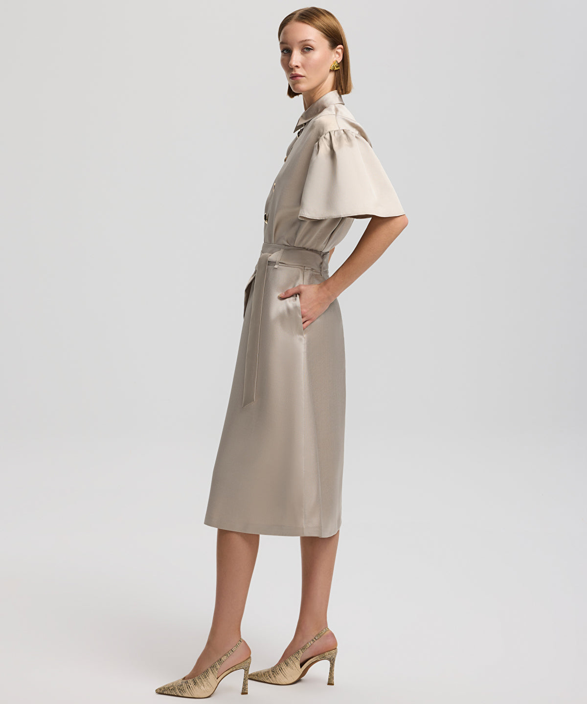 Zoomed Belted Satin Skirt