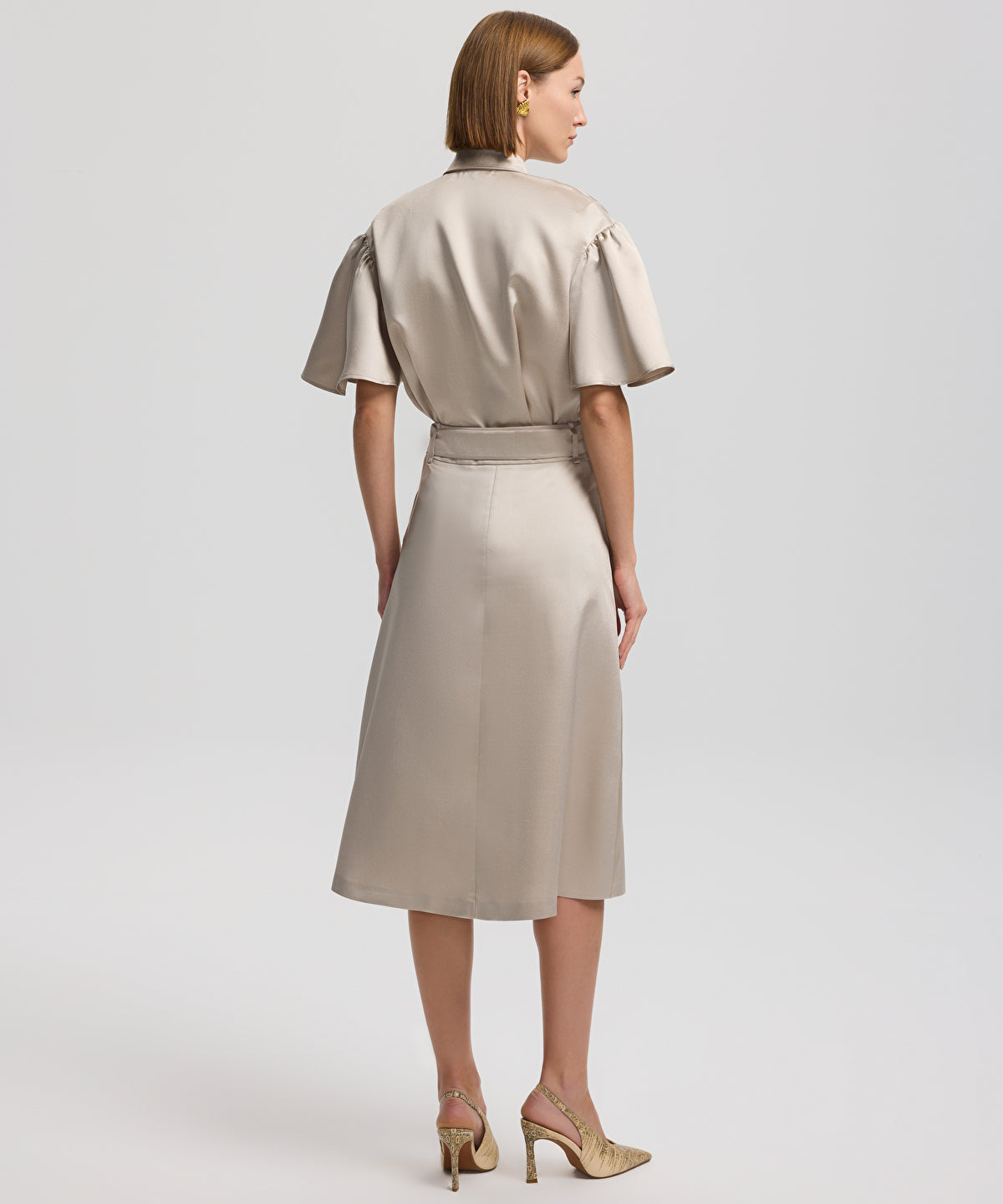 Zoomed Belted Satin Skirt