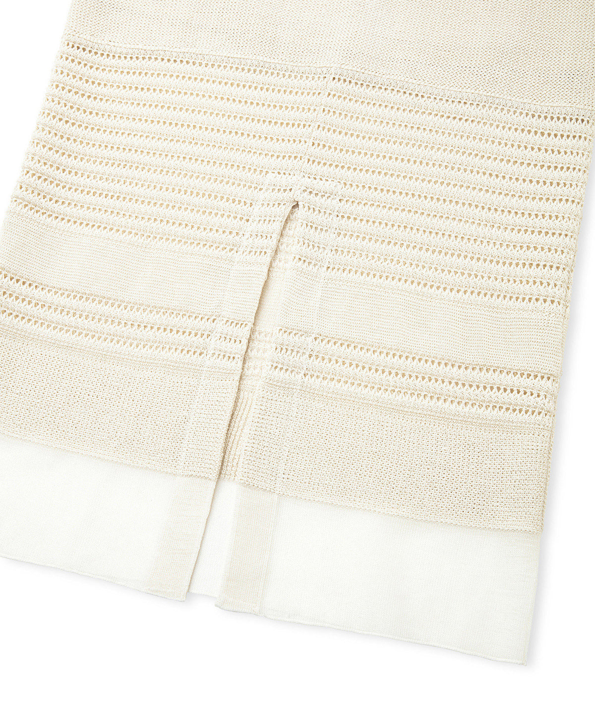 Zoomed Contrast Textured Knit Skirt