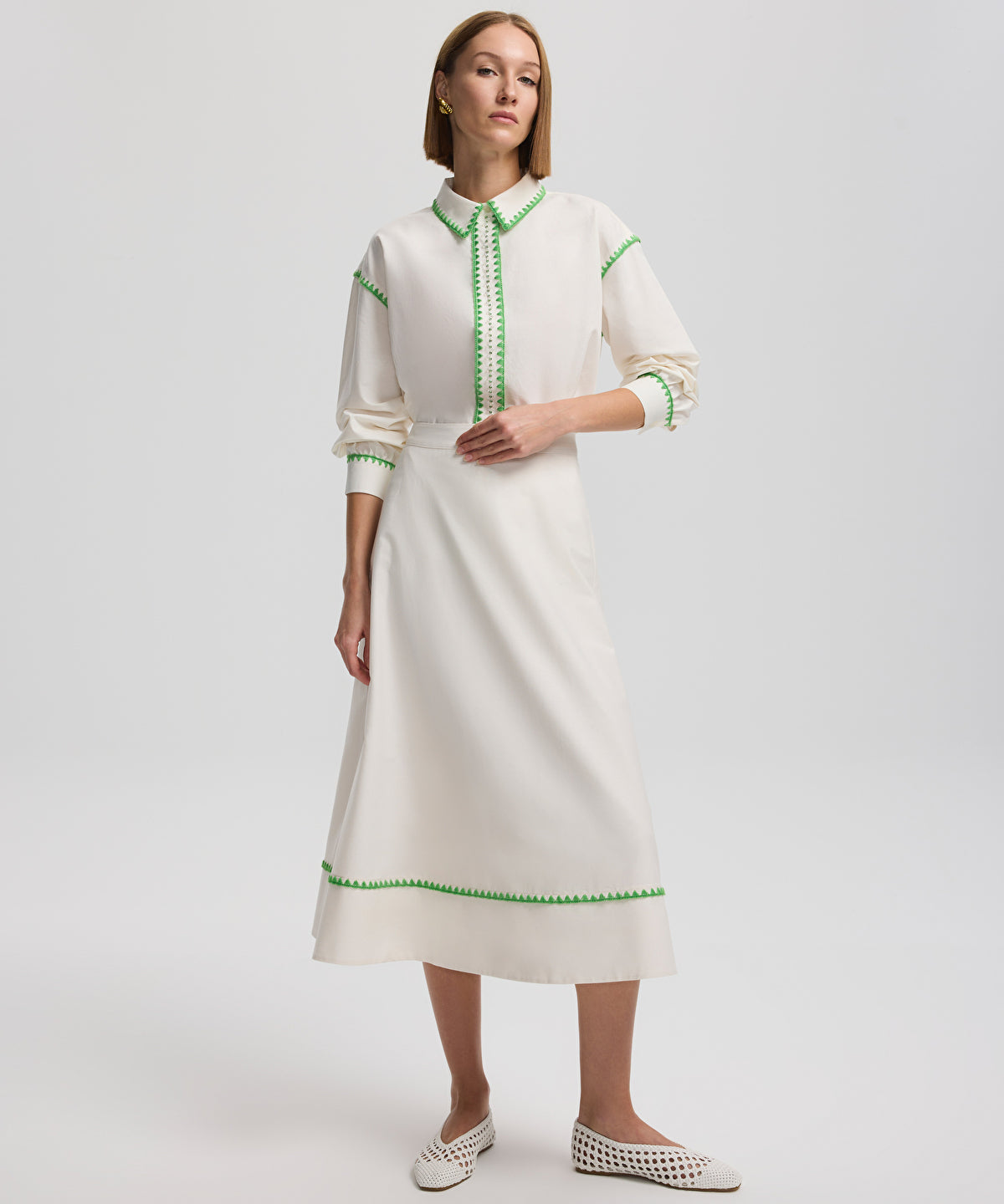 Zoomed Embroidered Skirt