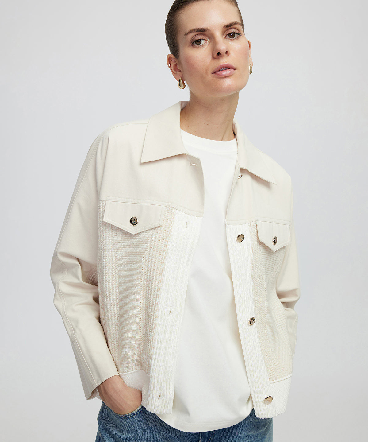 Zoomed Contrast Textured Jacket