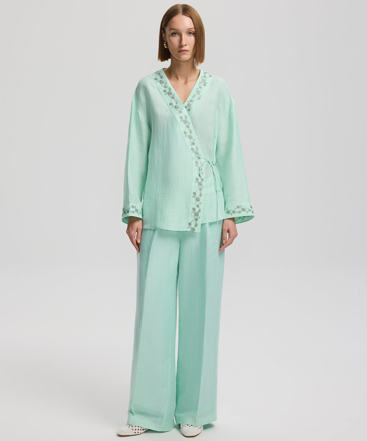 Zoomed Embroidered Blouse