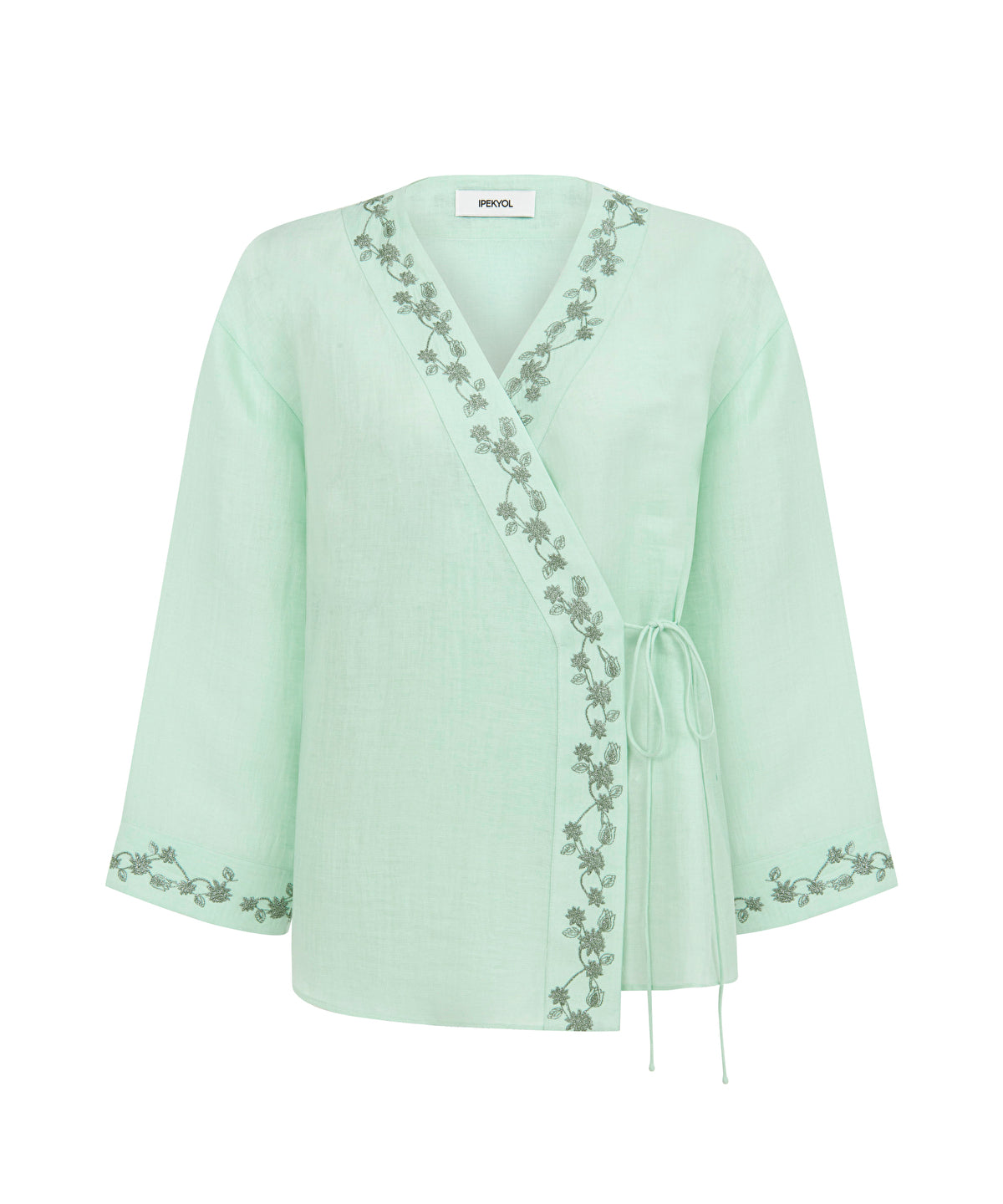 Zoomed Embroidered Blouse