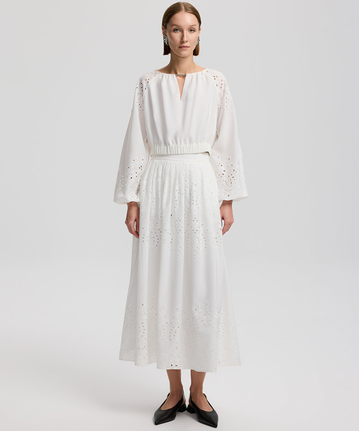 Zoomed Broderie Anglaise Blouse