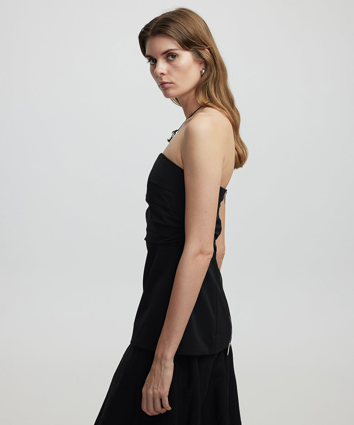Zoomed Strapless Blouse