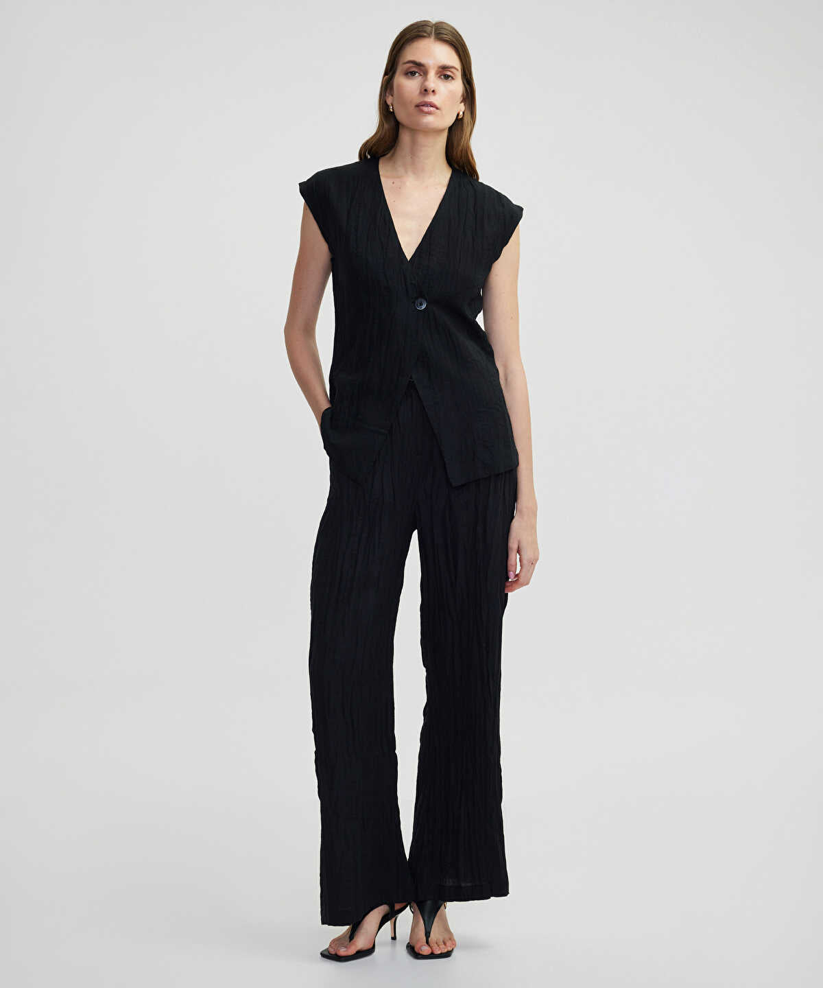 Crinkle-Effect Vest
