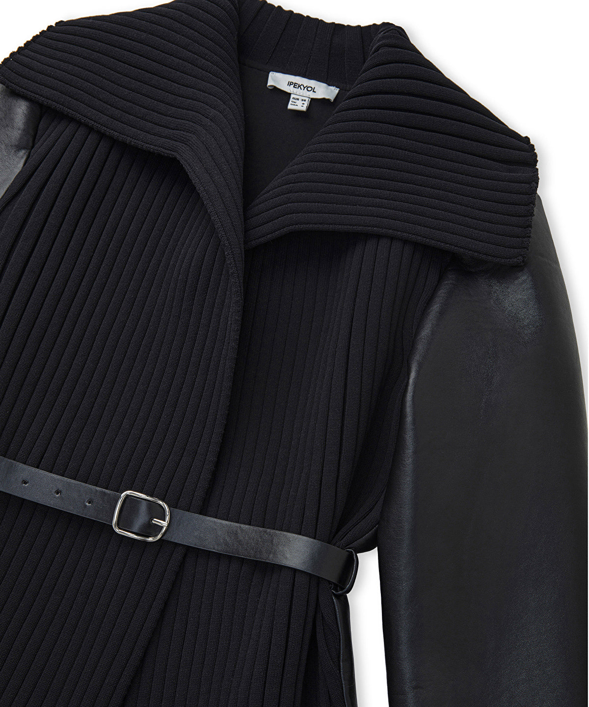 Zoomed Mixed Coat