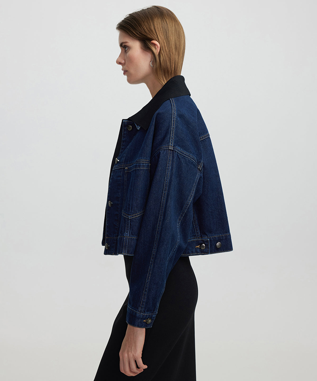 Zoomed Contrast Collar Denim Coat