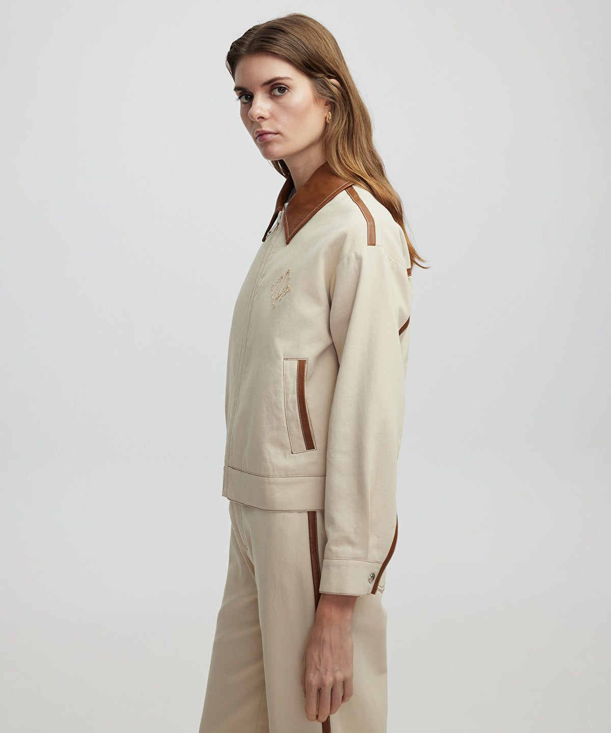 Zoomed Contrast Collar Coat