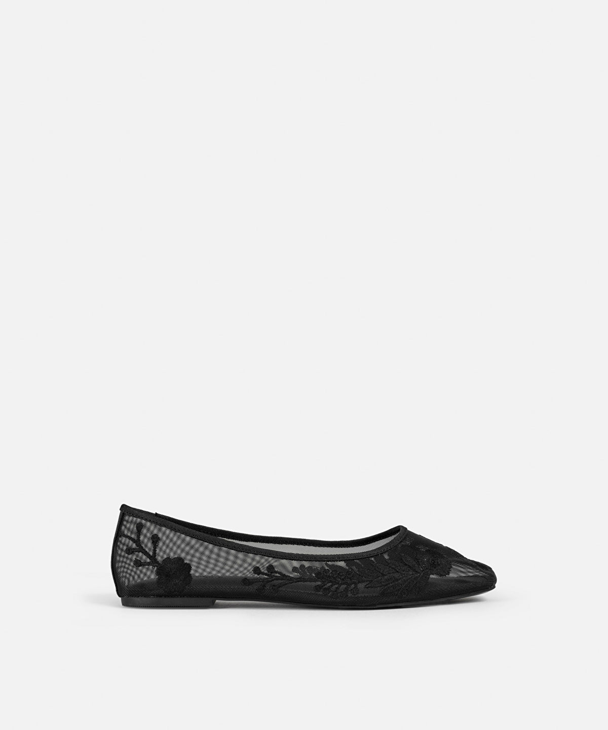 Zoomed Embroidered Ballet Flats