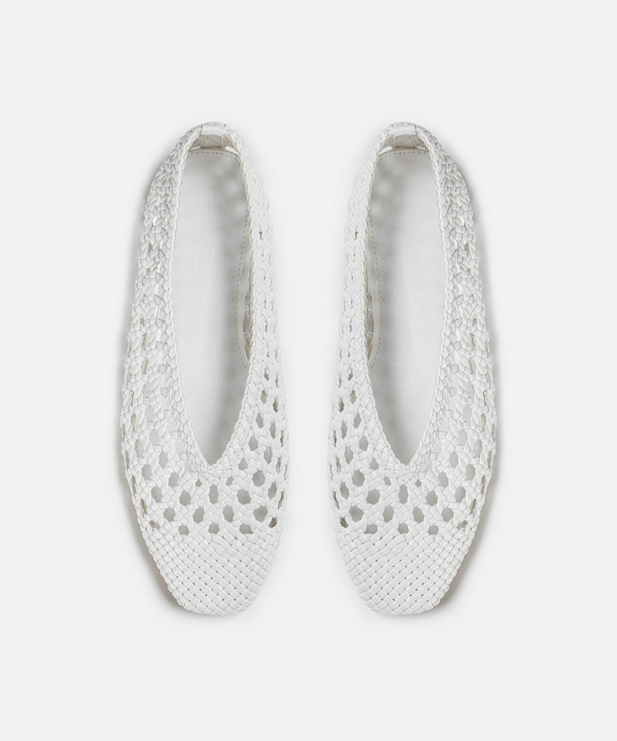 Zoomed Textured Flats