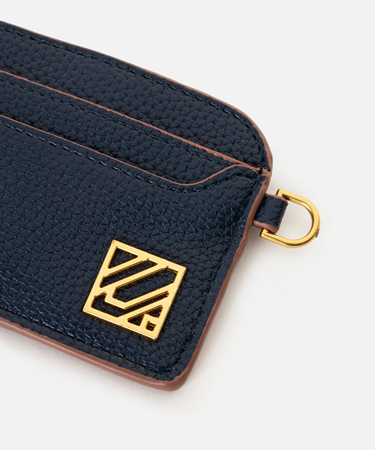 Zoomed Textured Card Holder With Monogram Buckle
