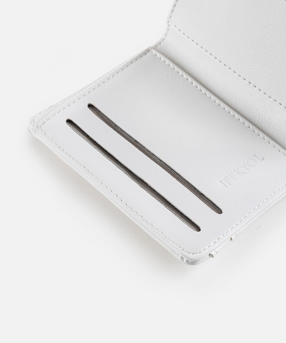 Lattice wallet