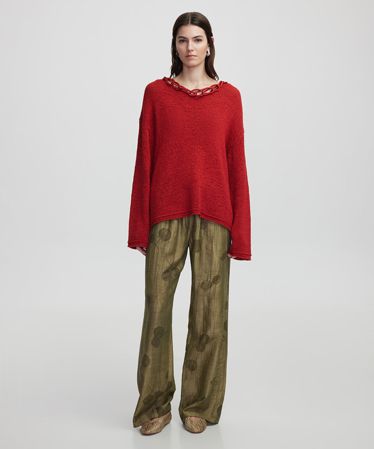 Zoomed Knit Sweater With Applique