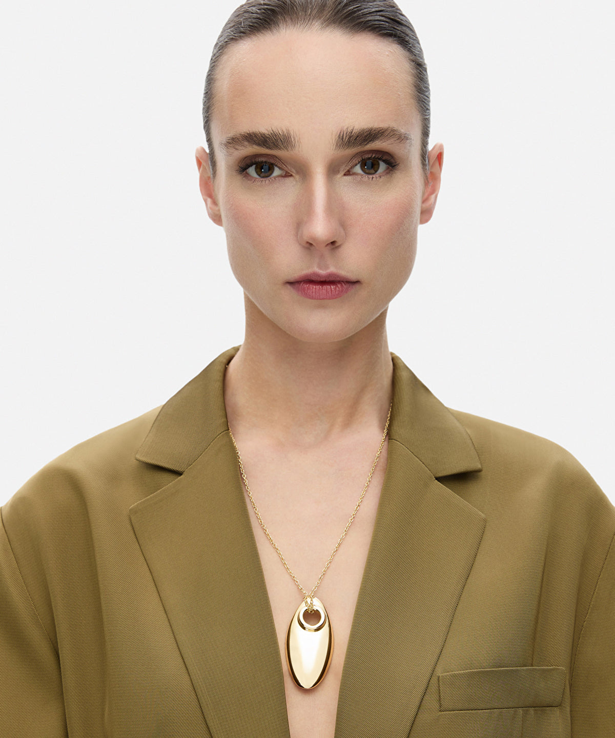 Necklace with metal pendant