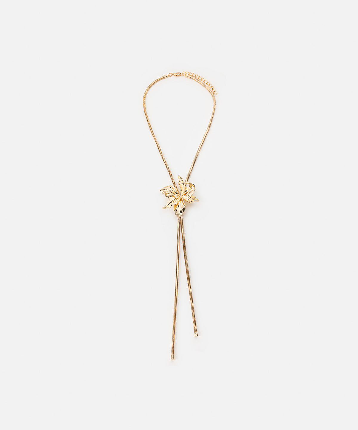Long necklace with flowers