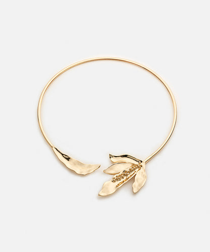 Floral plate necklace