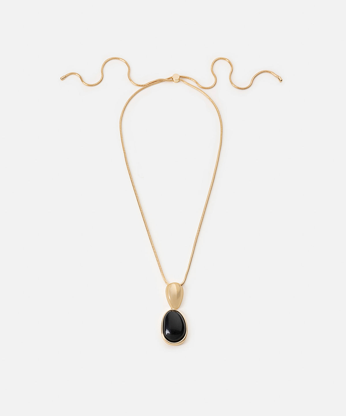Chain necklace with resin pendant