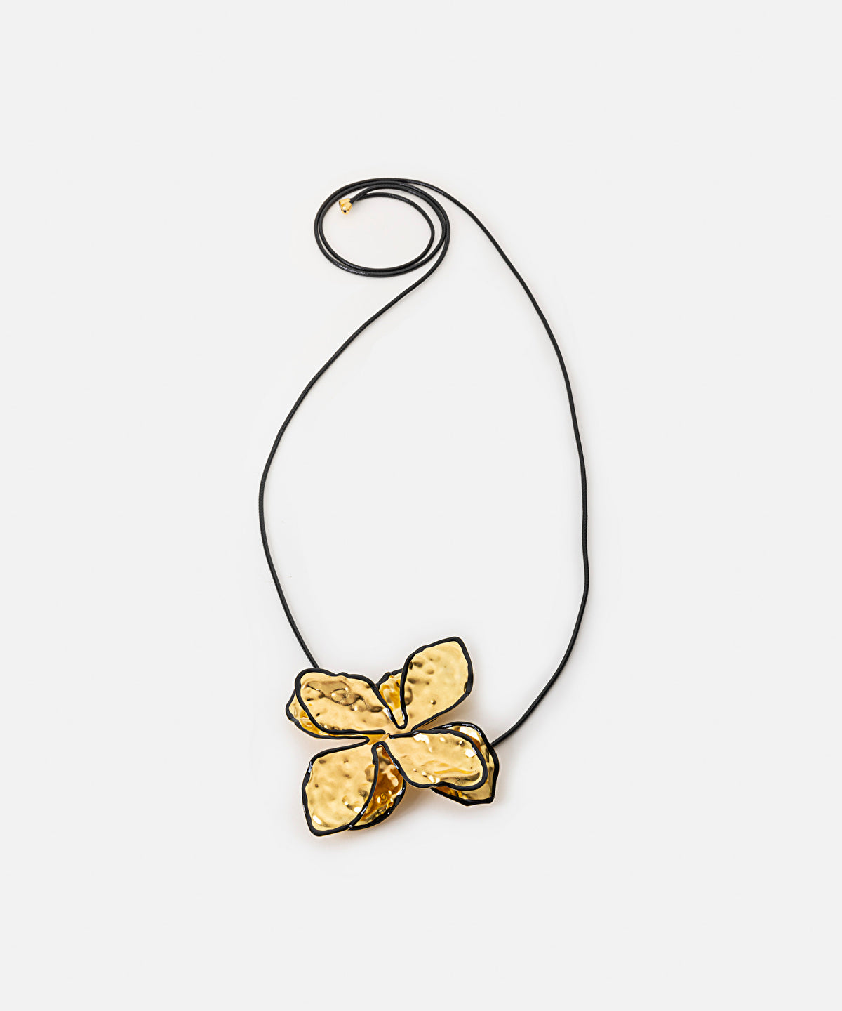 Zoomed Metallic Flower Necklace