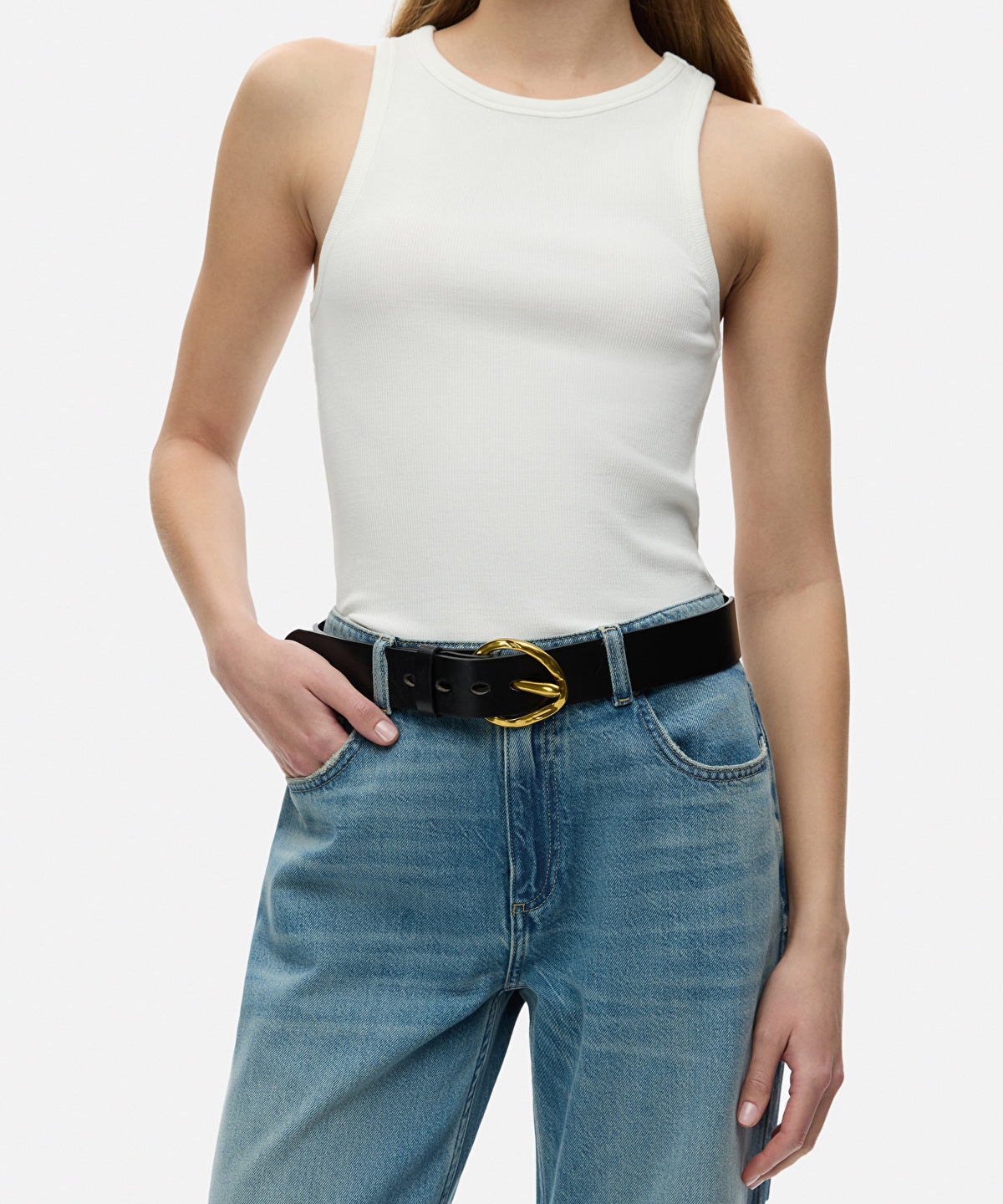 Zoomed Belt With Oval Buckle