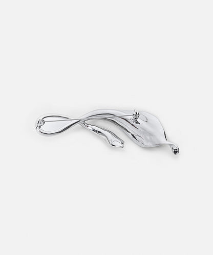 Leaf brooch